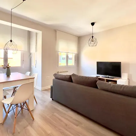 Διαμέρισμα Housingleon Velarde