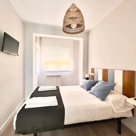 Housingleon Velarde Apartment