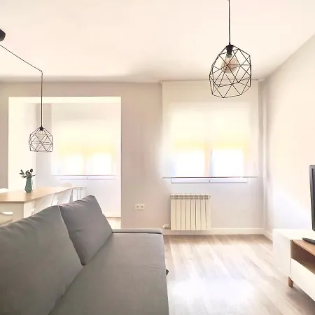 Housingleon Velarde *