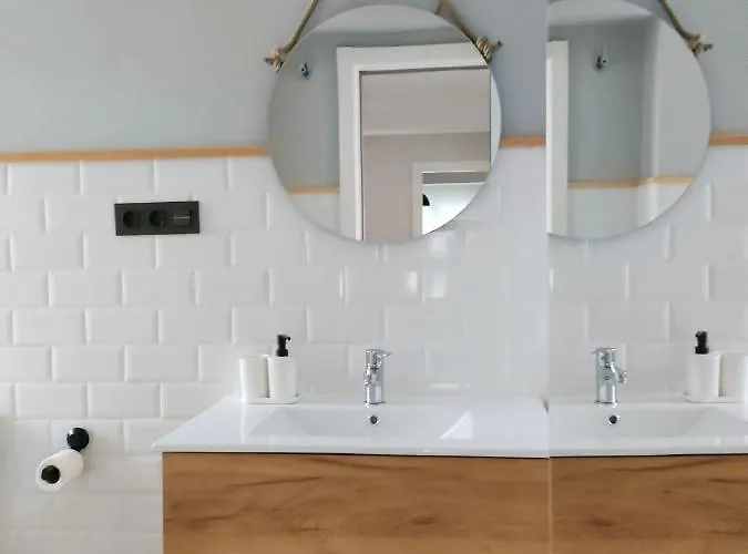 Housingleon Velarde Леон