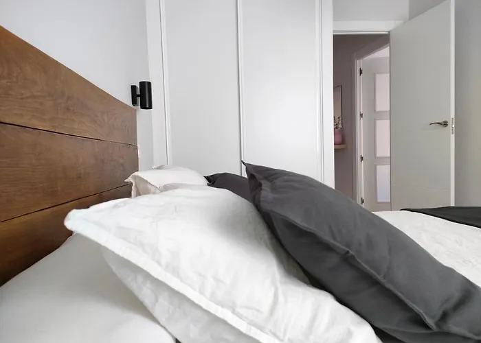 Housingleon Velarde Апартаменты Леон