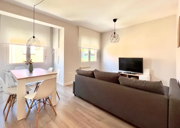 Апартаменты Housingleon Velarde